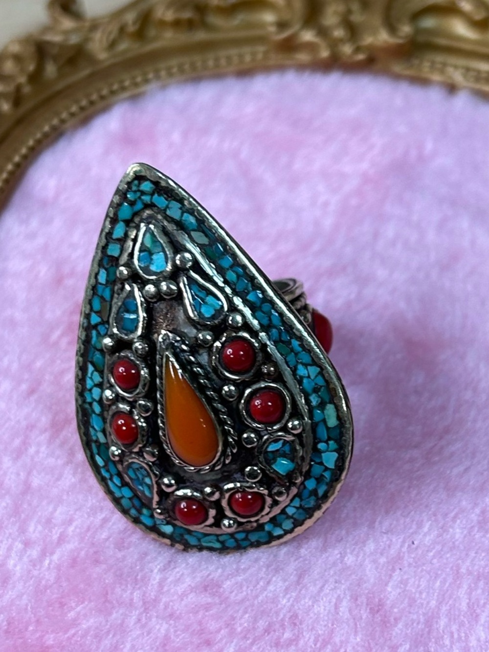Vintage Tibetan Silver Shield Ring Size 9 - Picture 10 of 10